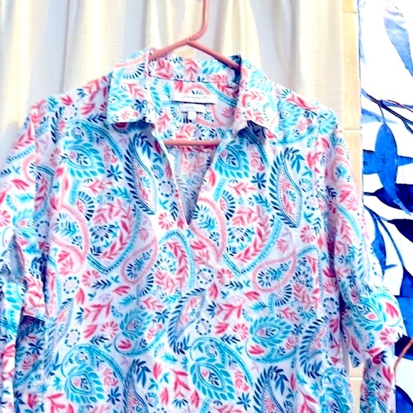 Women’s Foxcroft NYC Paisley Bow Cuff Non-Iron Tunic Top Size 8 - Picture 2 of 6